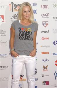 Jennie Garth - Stand Up To Cancer benefit in Los Angeles - September 7, 2012
