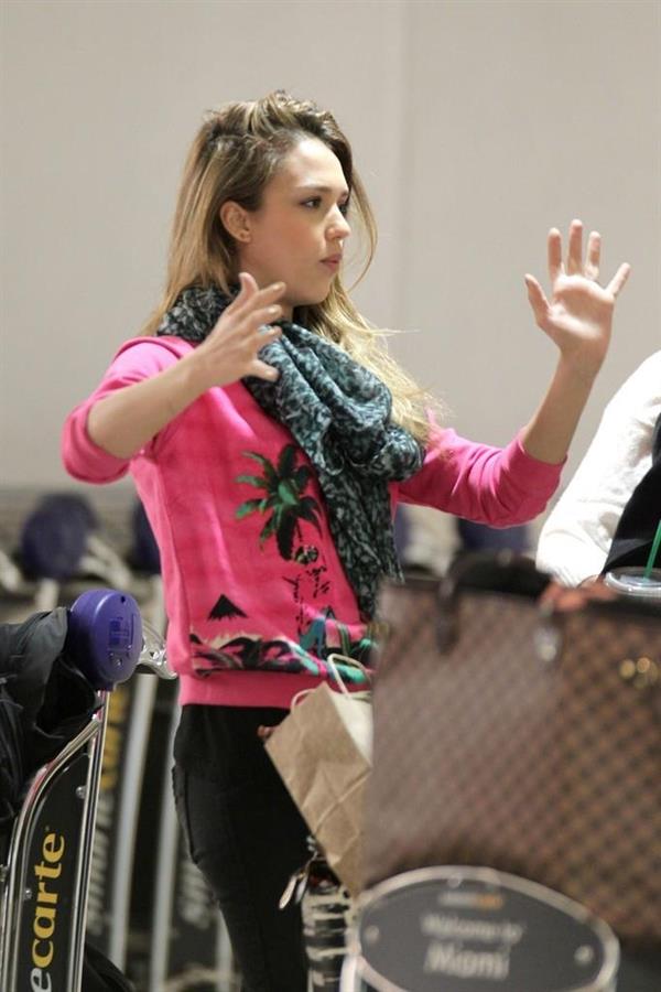Jessica Alba at Miami Airport 3/13/13
