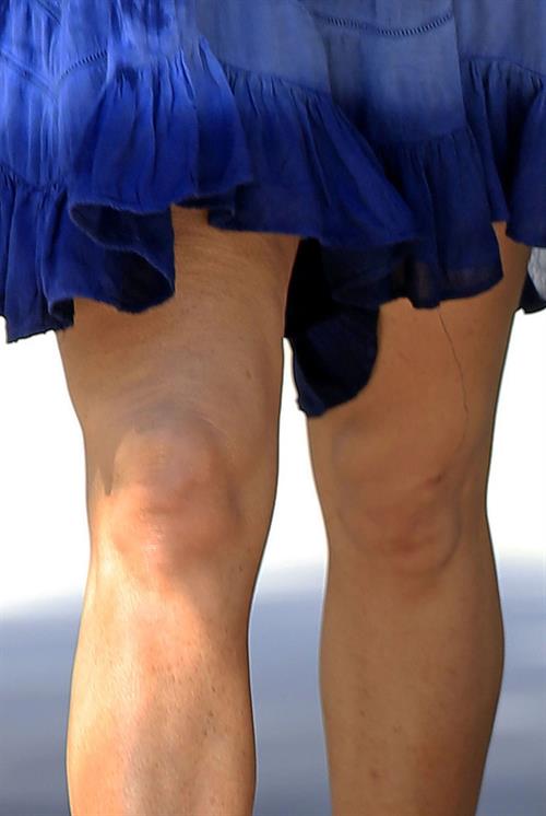 Jennifer Aniston On the set of 'Squirrels to the Nuts' in NYC 30.07.13 