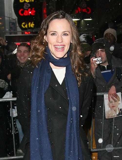 Jennifer Garner arriving at the Good Morning America Studios in New York City February 10, 2010