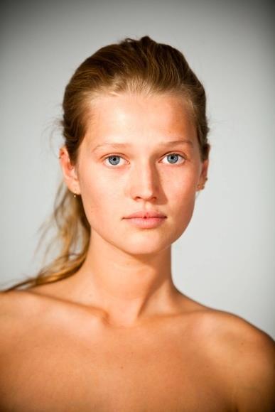 Toni Garrn