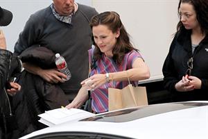 Jennifer Garner Filming 'Dallas Buyers Club' in New Orleans (November 15, 2012) 