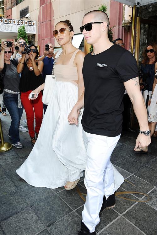 Jennifer Lopez Pictures Jennifer Lopez dinner at Bubbys in New York City on July 24, 2012