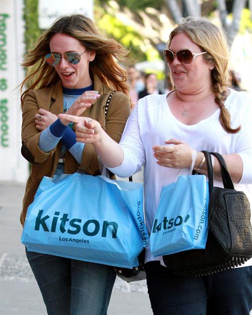 Jennifer Love Hewitt Pictures Jennifer Love Hewitt Shopping at Kitson in Beverly Hills April 6, 2013