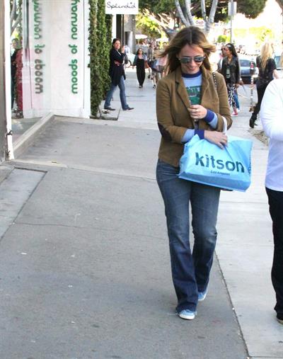 Jennifer Love Hewitt Shopping at Kitson in Beverly Hills April 6, 2013 