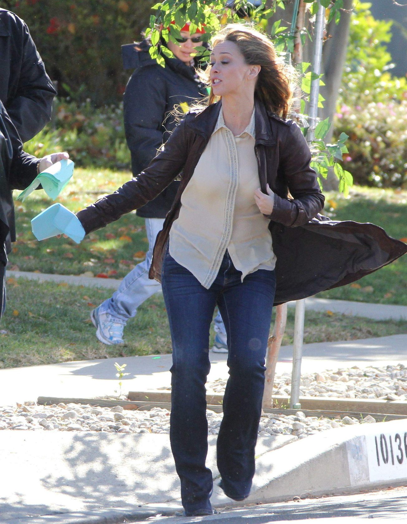 Jennifer Love Hewitt Pictures Jennifer Love Hewitt filming The Client List and really getting into character in between takes. January 10, 2013