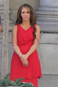 Jennifer Love Hewitt Filming on the set of  The Client List  in Los Angeles (October 26, 2012) 