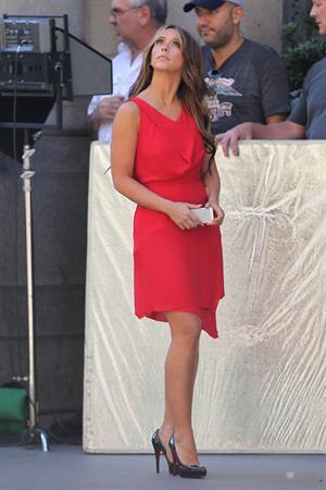 Jennifer Love Hewitt Filming on the set of  The Client List  in Los Angeles (October 26, 2012) 