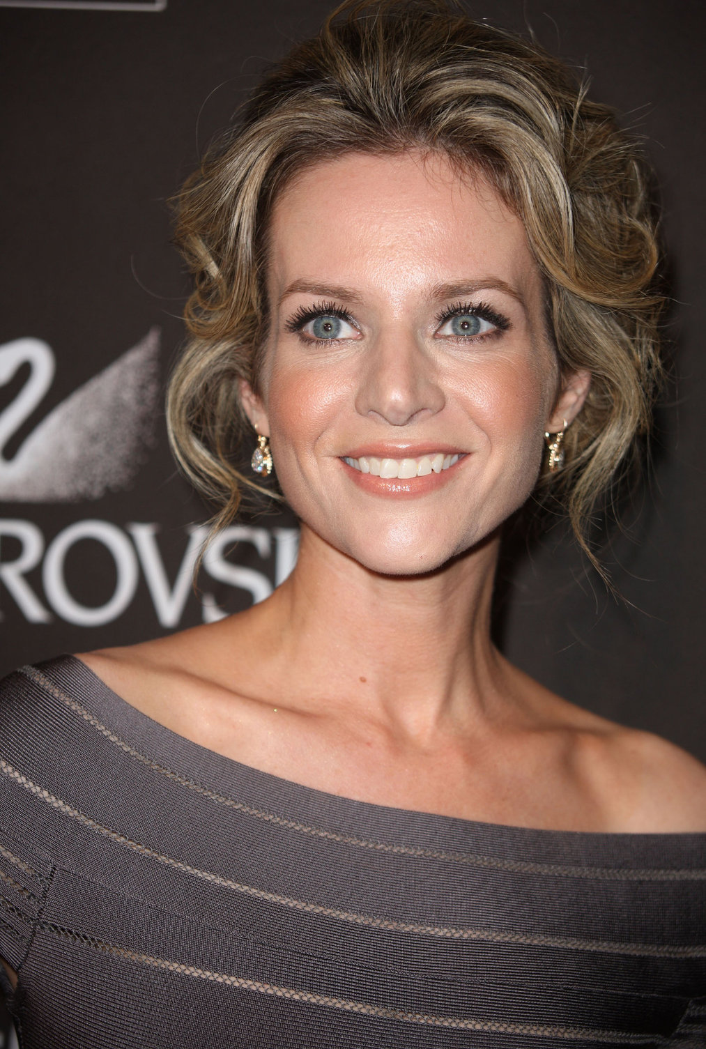 Next photo of Jessalyn Gilsig