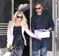 Jessica Simpson Pictures Jessica Simpson at The Ivy in Beverly Hills 2/14/13