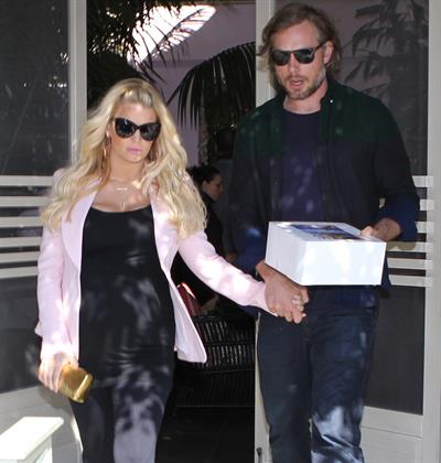 Jessica Simpson at The Ivy in Beverly Hills 2/14/13 
