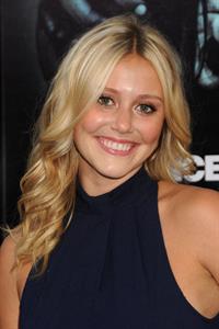 Julianna Guill - The Apparition Premiere at Grauman's Chinese Theatre in Los Angeles - August 23, 2012