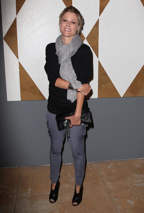 Julie Bowen - Opening night of 'Ghost Town' in Venice, CA (Jul 15, 2012)