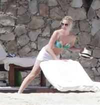 Katherine Heigl On vacation in Los Cabos, Mexico - April 7, 2013 