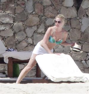 Katherine Heigl Bikini Pictures Katherine Heigl On vacation in Los Cabos, Mexico - April 7, 2013
