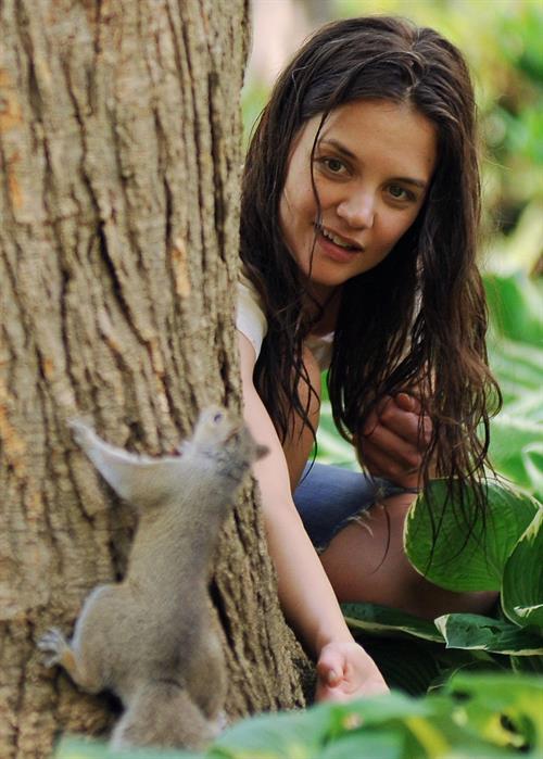 Katie Holmes Films  Mania Days  in Washington Square Park (May 21, 2013) 