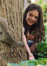Katie Holmes Films  Mania Days  in Washington Square Park (May 21, 2013) 