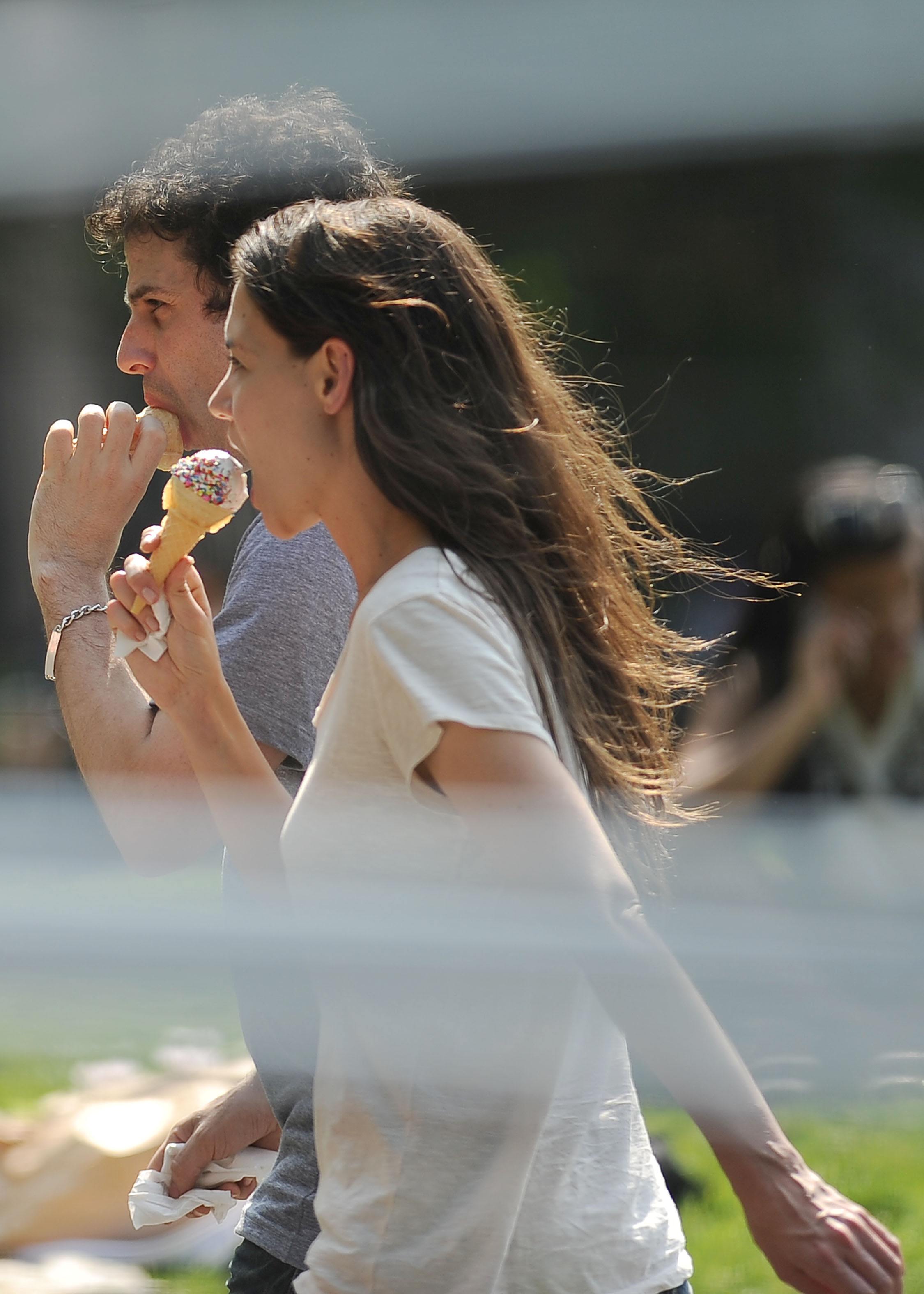 Katie Holmes Films  Mania Days  in Washington Square Park (May 21, 2013) 
