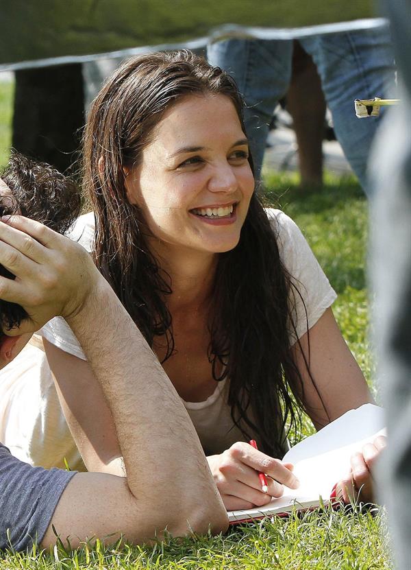 Katie Holmes Films  Mania Days  in Washington Square Park (May 21, 2013) 