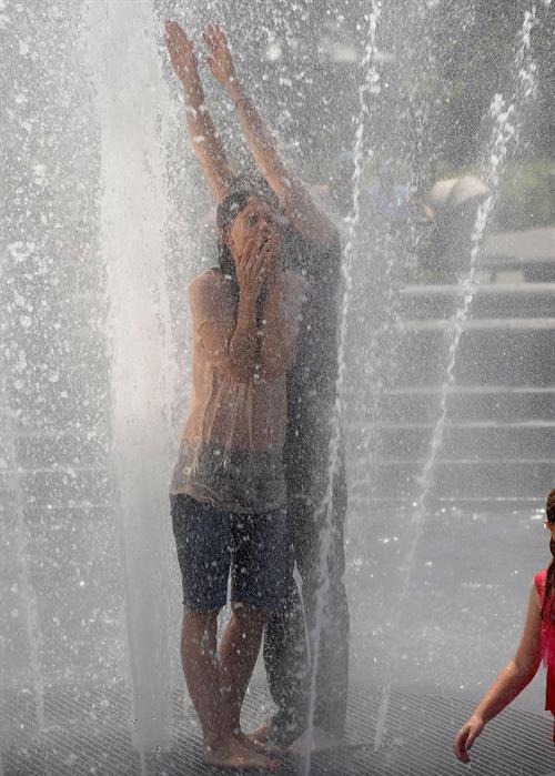 Katie Holmes Films  Mania Days  in Washington Square Park (May 21, 2013) 