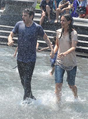 Katie Holmes Pictures Katie Holmes Films  Mania Days  in Washington Square Park (May 21, 2013)