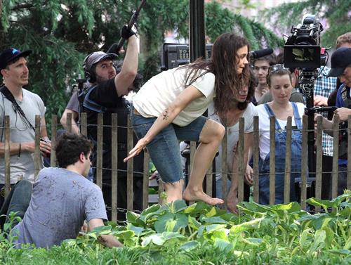 Katie Holmes Films  Mania Days  in Washington Square Park (May 21, 2013) 