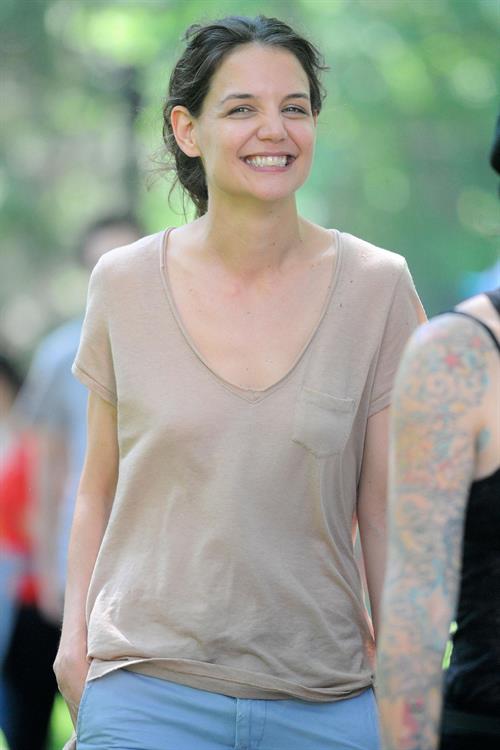 Katie Holmes Films  Mania Days  in Washington Square Park (May 21, 2013) 