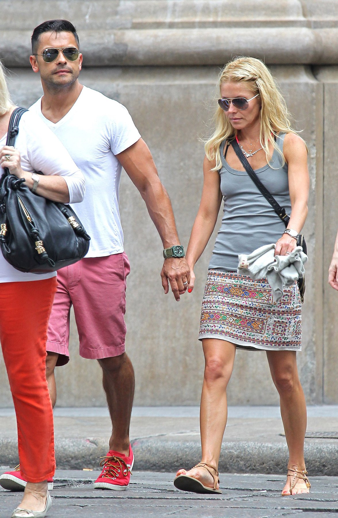Kelly Ripa - Out in SoHo for some shopping - July 27, 2012