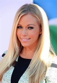 Kendra Wilkinson  Planes  Los Angeles Premiere -- Hollywood, Aug. 5, 2013 