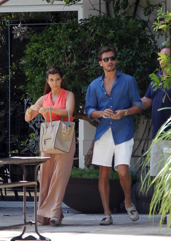 Kourtney Kardashian Leaving Sugarcane Restaurant with Scott Disick after lunch in Miami (October 22, 2012) 