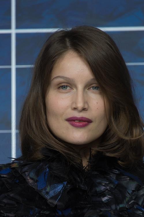 Laetitia Casta Chanel Spring / Summer 2013 show at the Paris Fashion Week (Oct 2, 2012) 