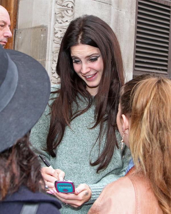 Lana Del Rey BBC Radio One in London 11/13/12 