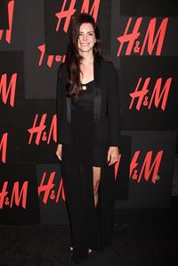 Lana Del Rey H&M concert NYC 9/19/12 