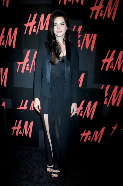 Lana Del Rey H&M concert NYC 9/19/12 