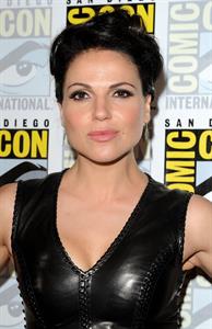 Lana Parrilla -  Once Upon a Time  press room at Comic-Con 2012 in San Diego (July 14, 2012)