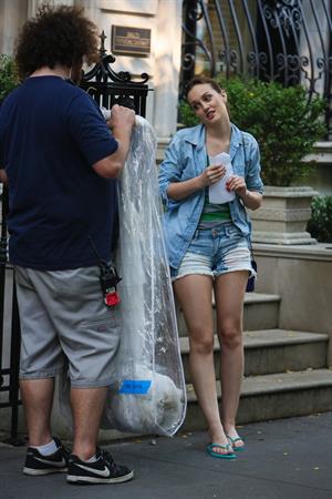 Leighton Meester - On the set of Gossip Girl in New York - August 17, 2012