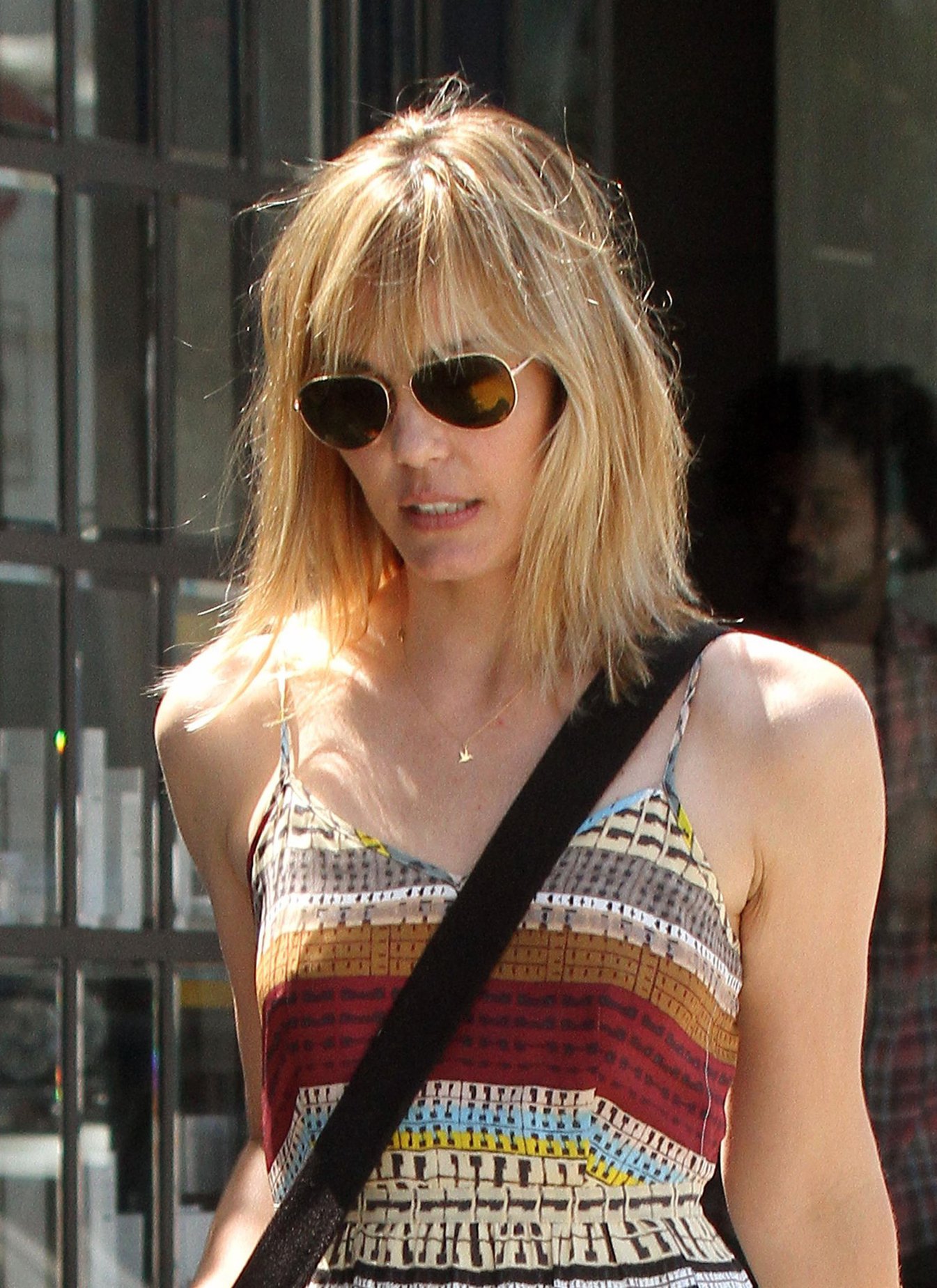 Leslie Bibb - Left a hair salon in West Hollywood, California - August 23, 2012