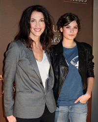 Linda Hardy 'Magnum Ice Creams' Party for Valentine's day (Feb 13, 2013) 