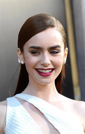 Lily Collins The Mortal Instruments City Of Bones Premiere LA 8/12/2013 