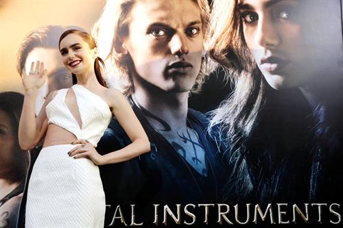 Lily Collins The Mortal Instruments City Of Bones Premiere LA 8/12/2013 
