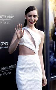 Lily Collins The Mortal Instruments City Of Bones Premiere LA 8/12/2013 