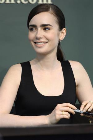 Lily Collins Seventeen Magazine September Cover Issue Celebration - New York, Aug. 6, 2013 