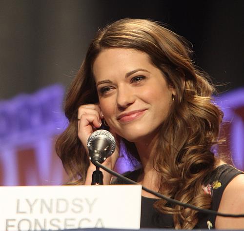 Lyndsy Fonseca 2010 New York Comic Con - Day 3, Oct 10, 2010