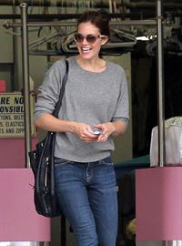 Mandy Moore - Stopping By A Dry Cleaners - August 25, 2012