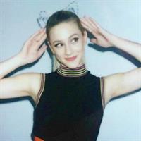 Lili Reinhart Pictures Lili Reinhart