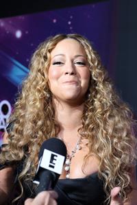 Mariah Carey Nickelodeon's TeenNick HALO Awards (November 17, 2012) 
