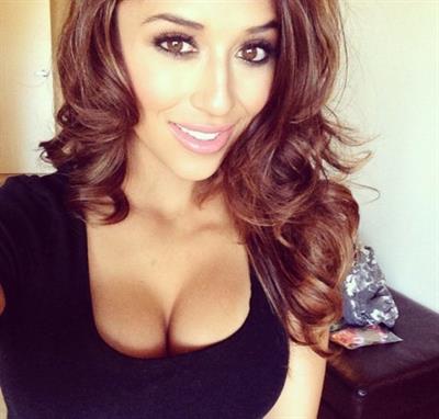 Tianna Gregory taking a selfie