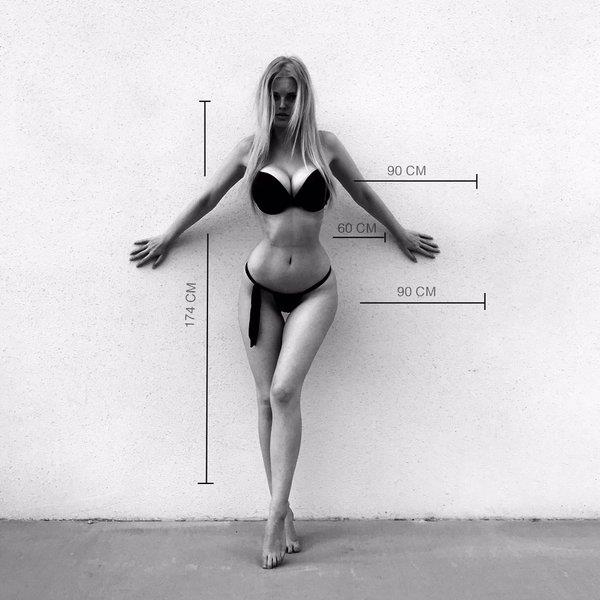 Zienna Eve in a bikini