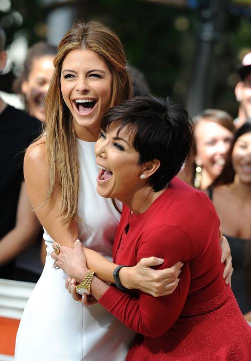 Maria Menounos On the set of Extra in Los Angeles on August 20, 2013