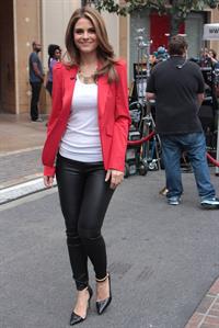 Maria Menounos Set of Extra at The Grove in LA - November 8, 2012